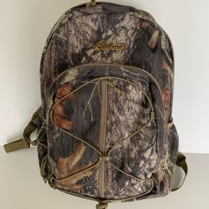Fieldline camo backpack